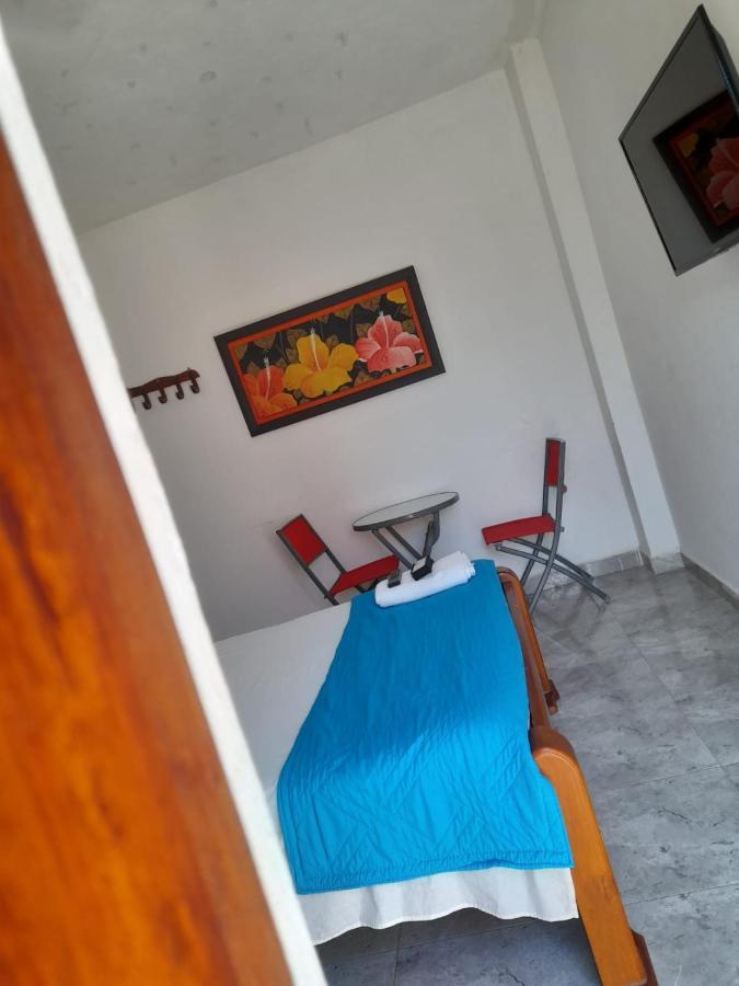 Hotel Isla Capri Момпос Экстерьер фото