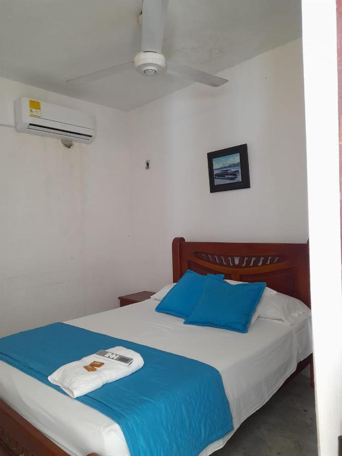 Hotel Isla Capri Момпос Экстерьер фото